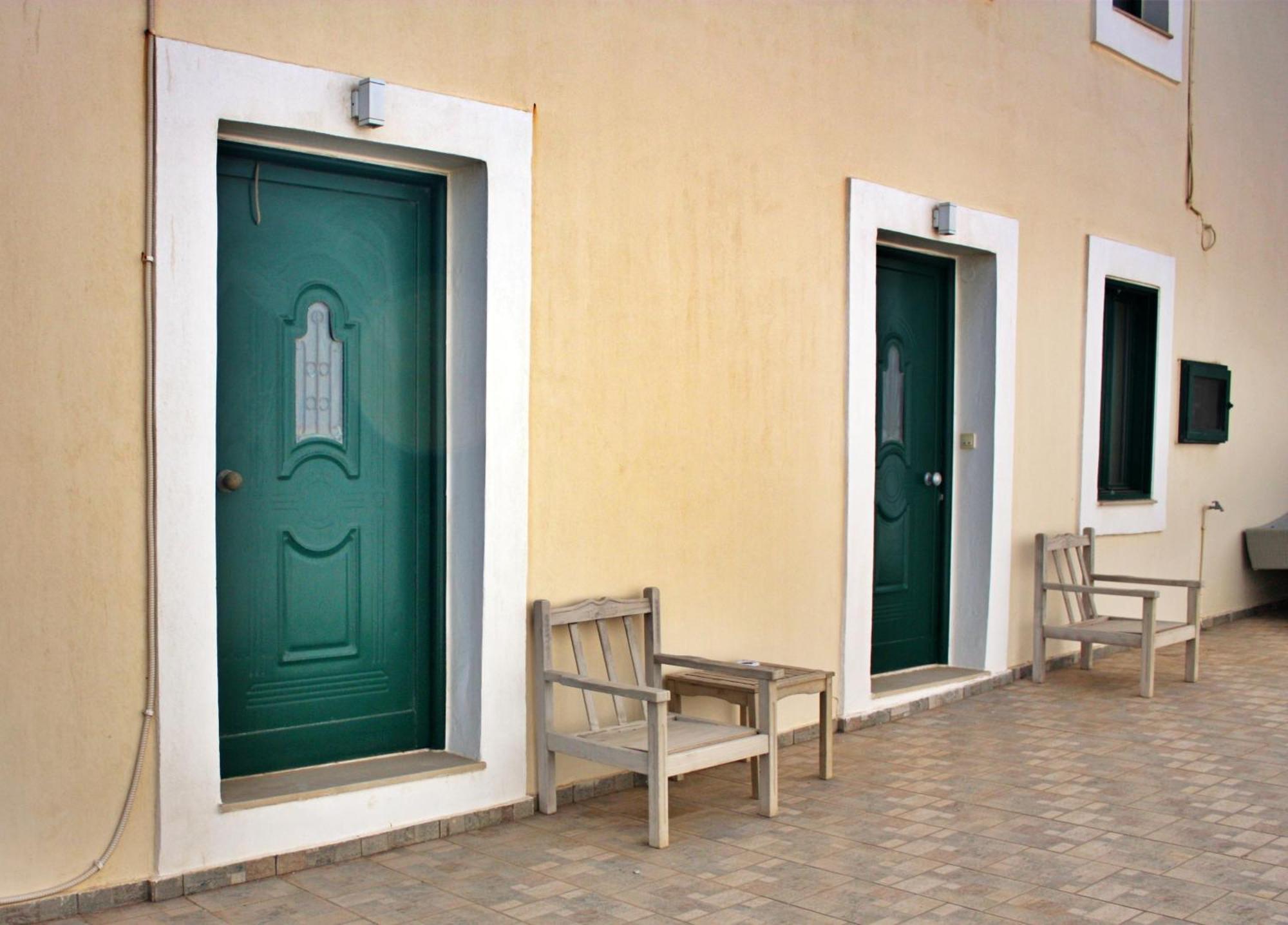 Thalassa Apartments Rethimnon Buitenkant foto